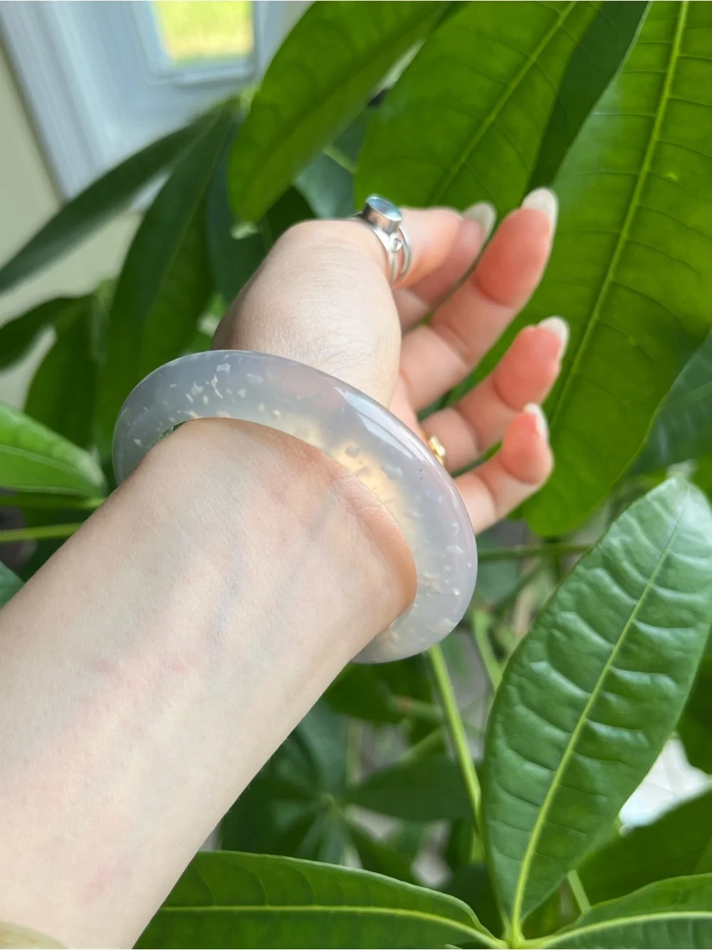 Natural Brazilian Agate Bangle Bracelet Icy Grey Snowstorm - XS D: 49.0-49.1mm